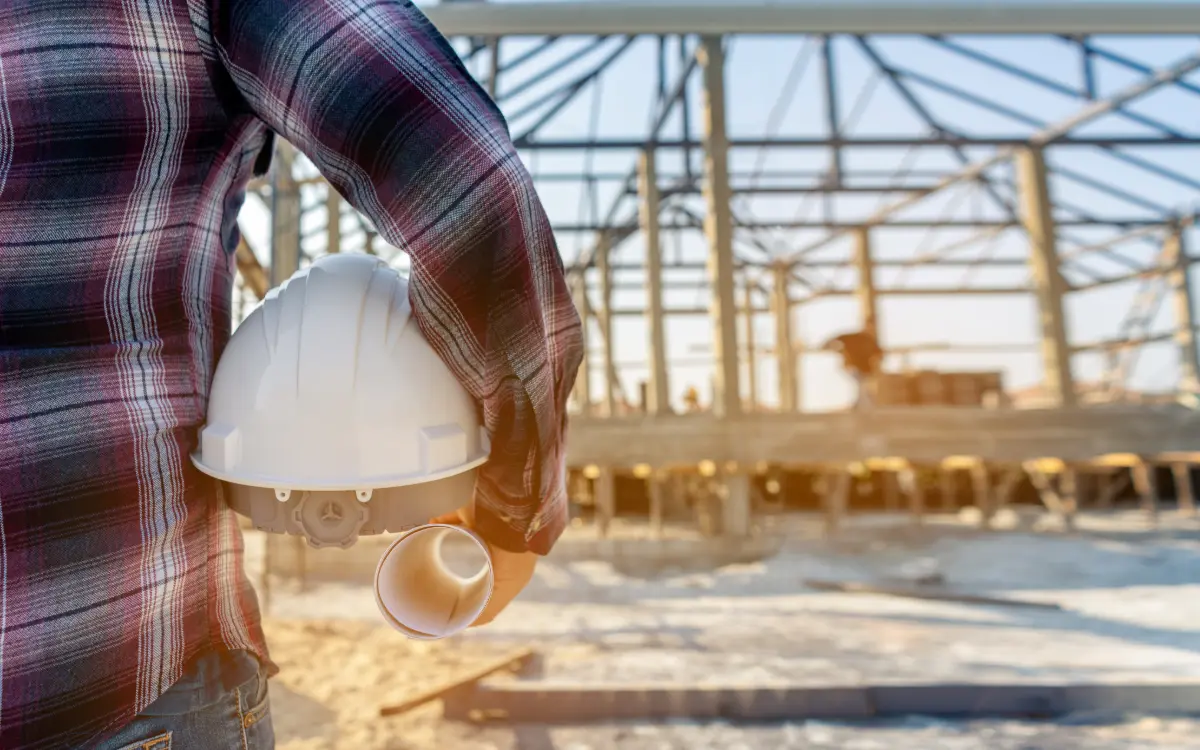 Cómo homologar subcontratas en obras de construcción: guía y checklist 2026