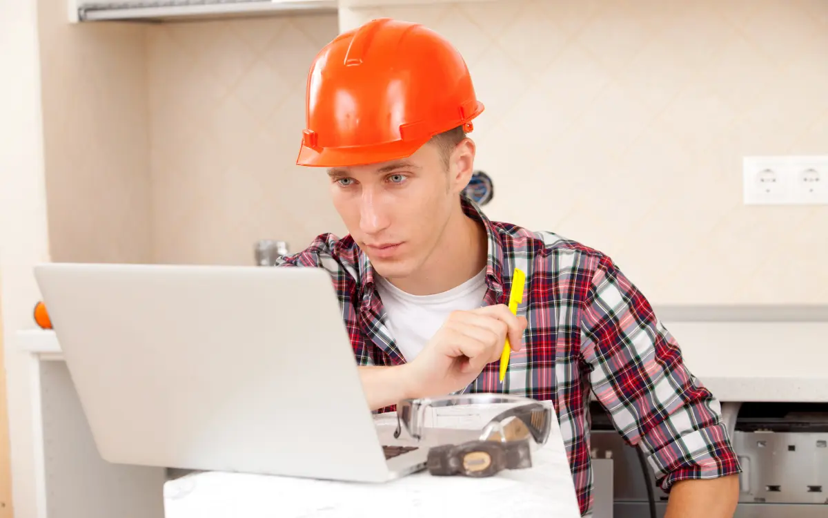 Qué es un subcontrato en construcción: definición, tipos y obligaciones legales en España
